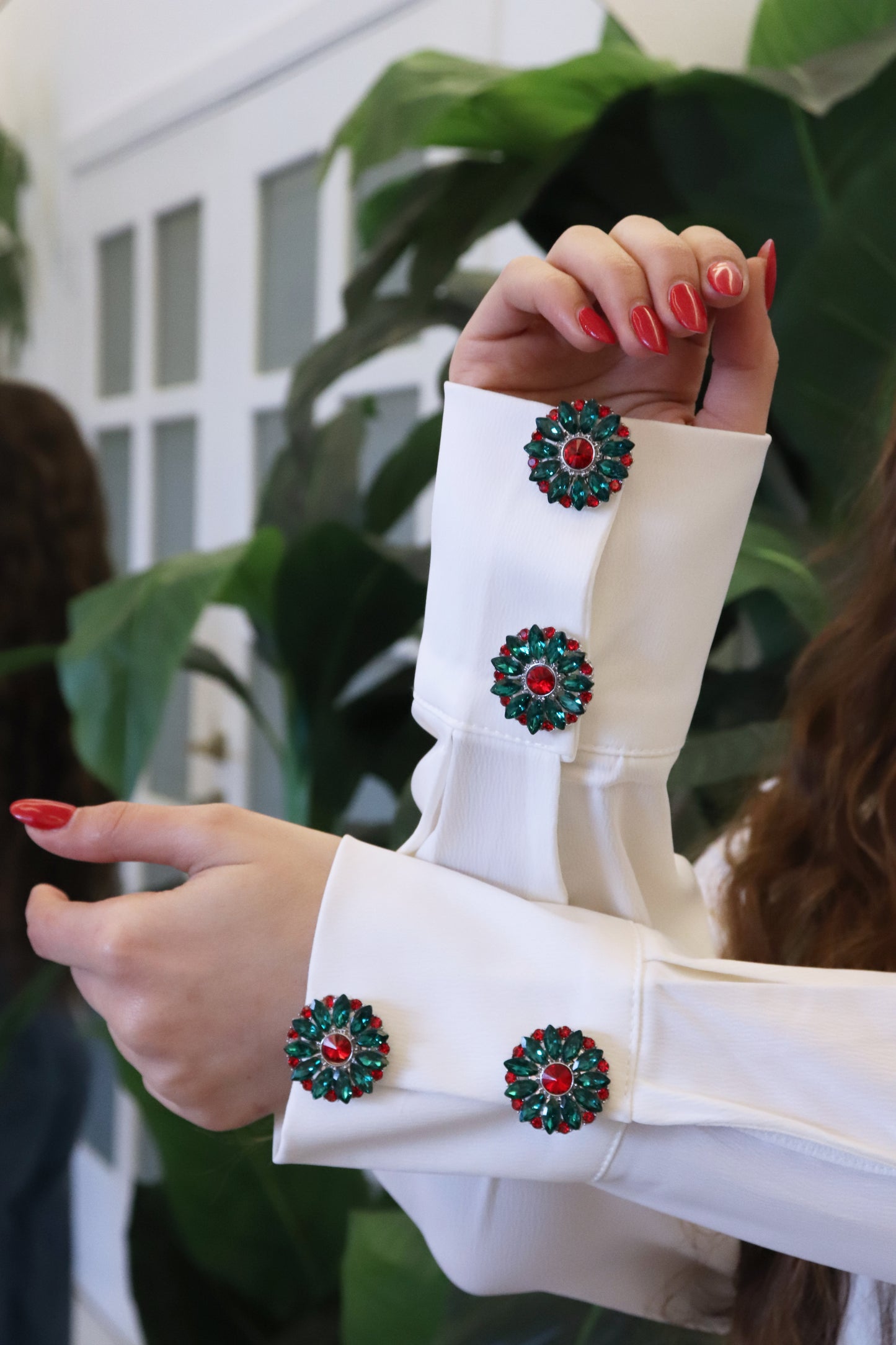 A Touch of Royal Green and Red