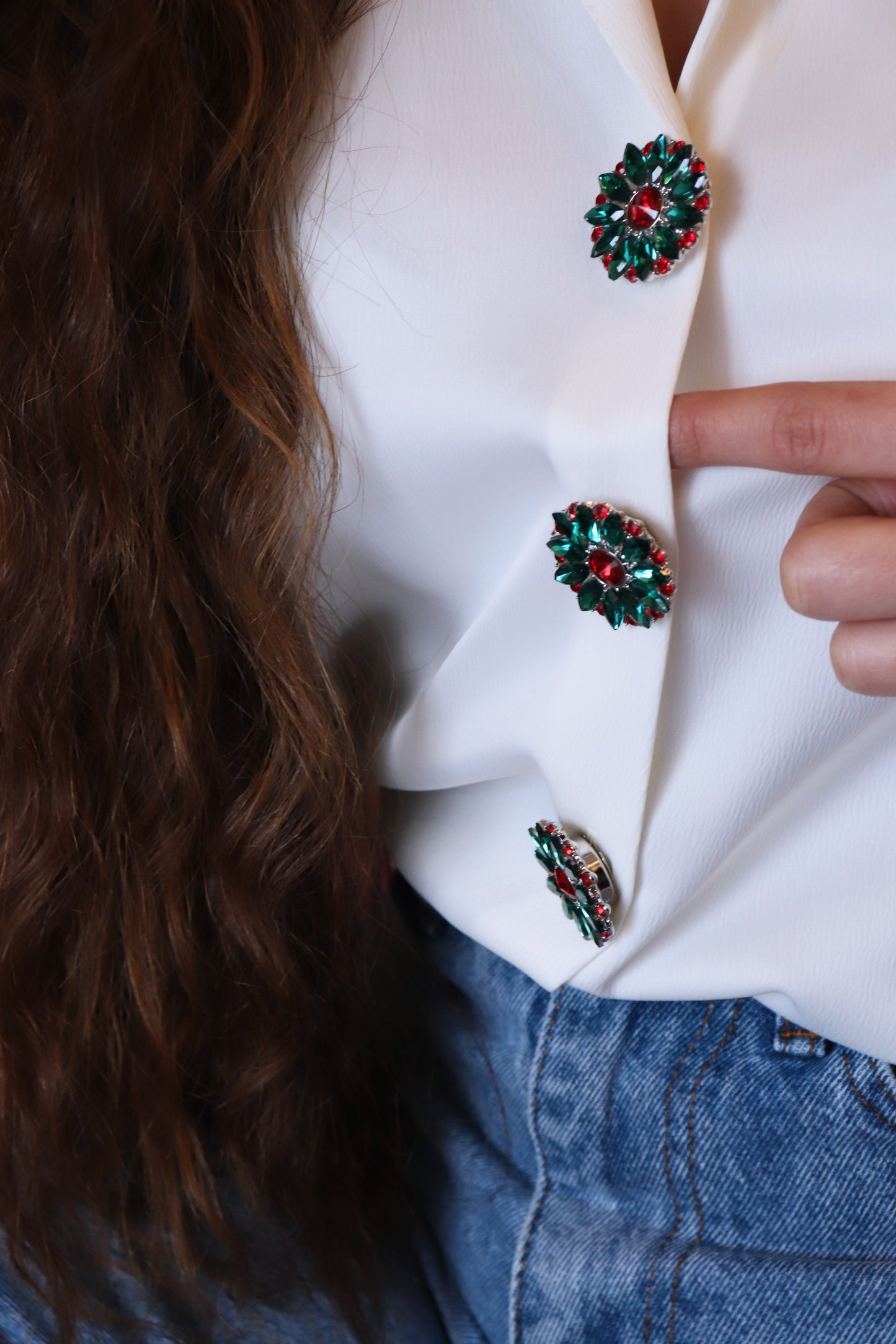 A Touch of Royal Green and Red