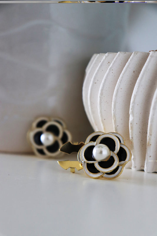 Black Flower with Pearl